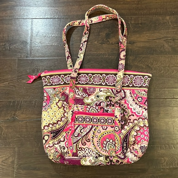 Vera Bradley Shoulder Bag - Picture 1 of 8